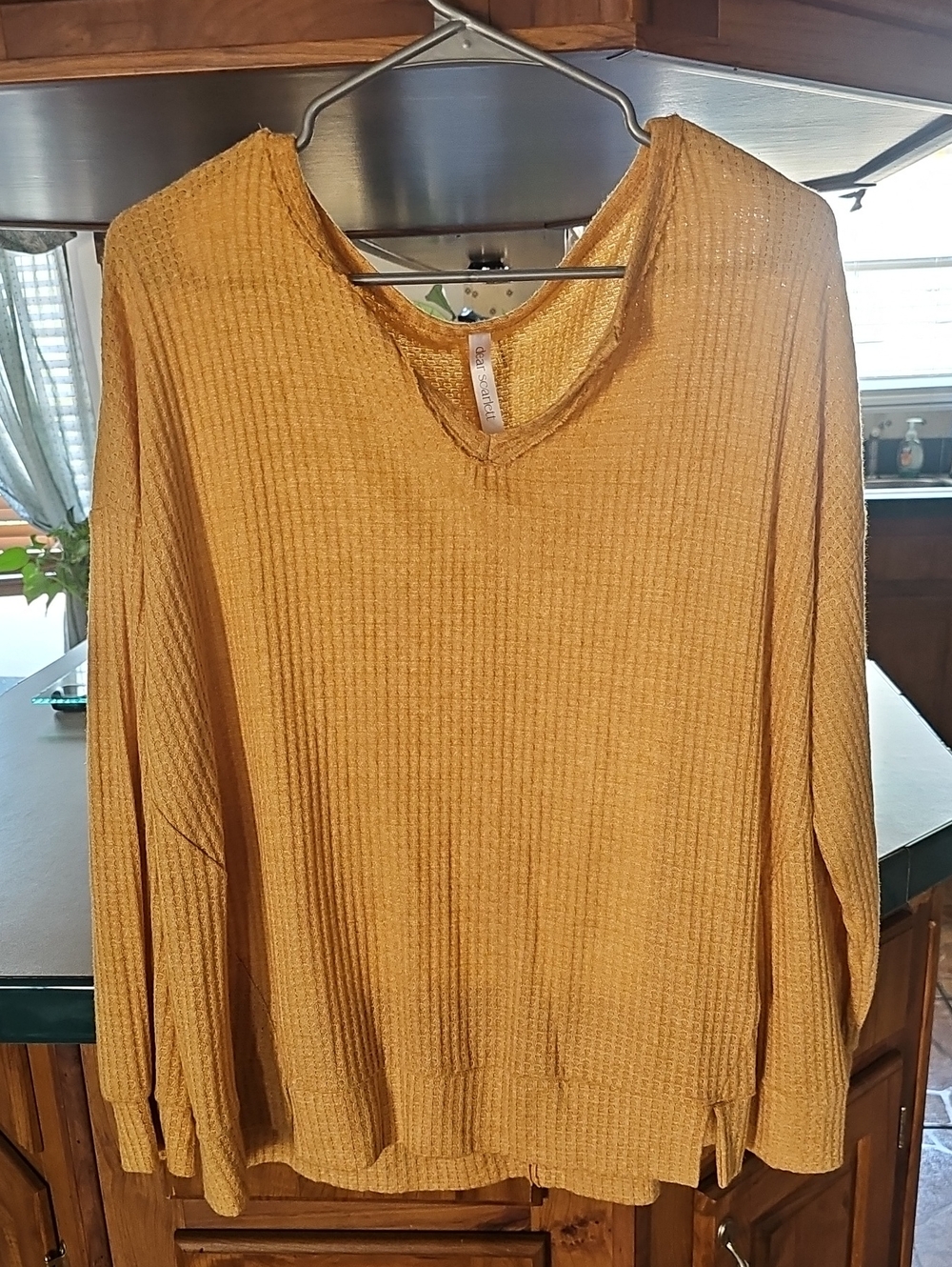Women’s Golden Mustard V-Neck Waffle Long Sleeve Top